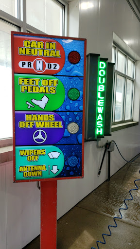 Car Wash «Romeoville $3 Express Car Wash», reviews and photos, S Weber Rd, Romeoville, IL 60446, USA