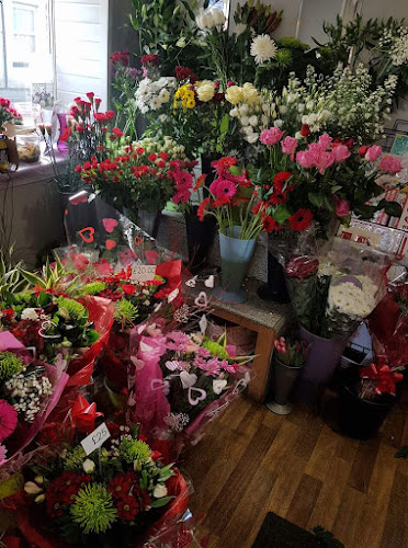Buds and Blooms Florist - Leeds