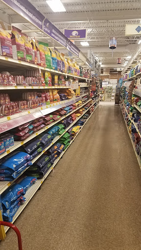 Pet Supply Store «PetSmart», reviews and photos, 3750 W Market St, Fairlawn, OH 44333, USA