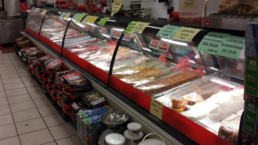 Grocery Store «La Fiesta Latina Market», reviews and photos, 453 Garces Hwy, Delano, CA 93215, USA