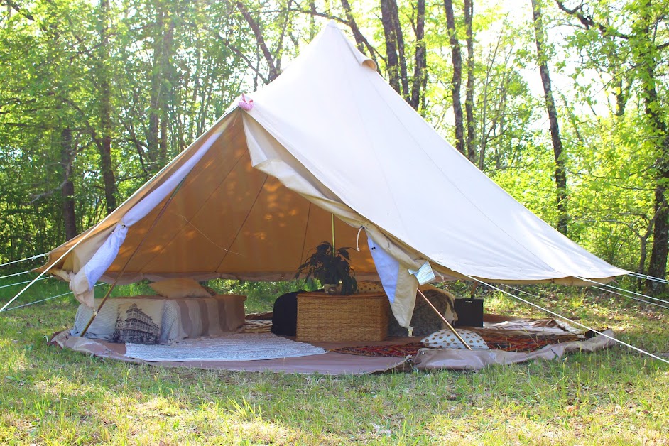 Tente Tipi de la Plaine à Penne (Tarn 81)