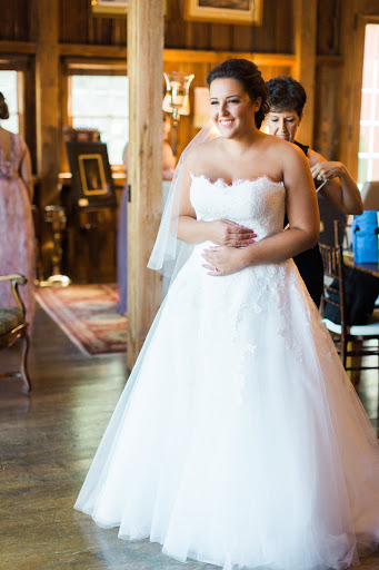 Bridal Shop «The Crystal Bride», reviews and photos, 207 W State St, Geneva, IL 60134, USA