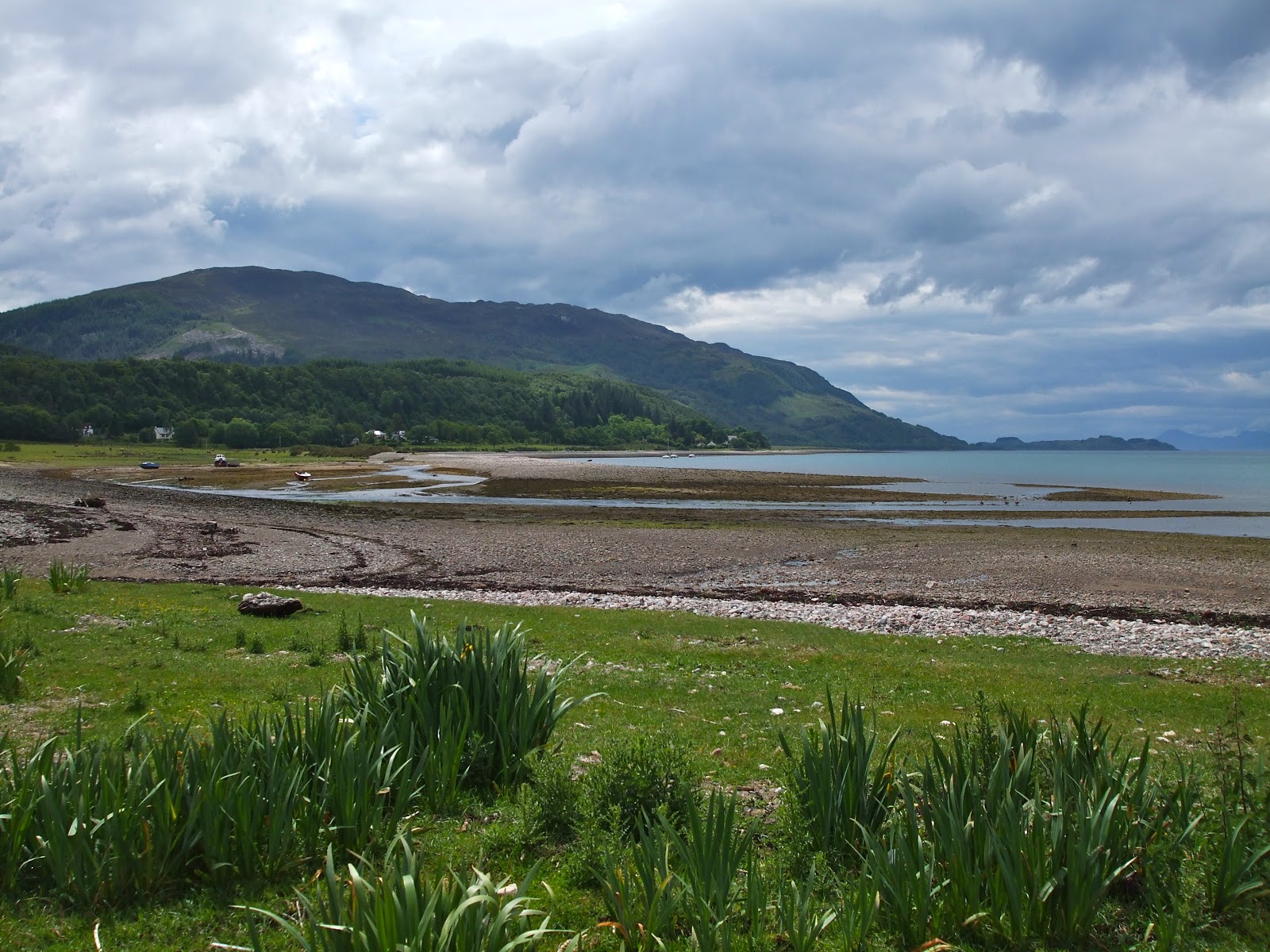 Photo of Cuil Bay Beach - popular place among relax connoisseurs