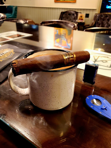 Tobacco Shop «Tobacco Leaf», reviews and photos, 7351 Assateague Dr, Jessup, MD 20794, USA