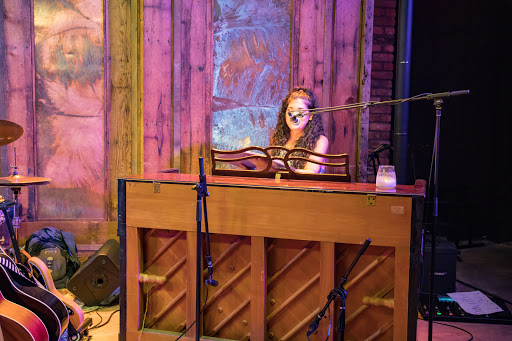 Live Music Venue «20 Front Street», reviews and photos, 20 Front St, Lake Orion, MI 48362, USA