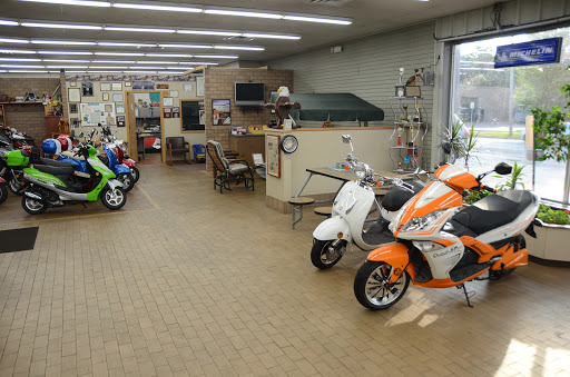 Auto Repair Shop «Bill Whites Car Hospital», reviews and photos, 303 N 7th St, DeKalb, IL 60115, USA