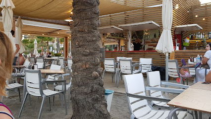 Información y opiniones sobre Hot Dog Beach Marbella de Marbella