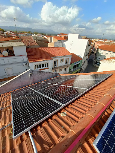 Repiluz Solar / Electricidad y Energía Solar/ en Moraleja, Cáceres‎