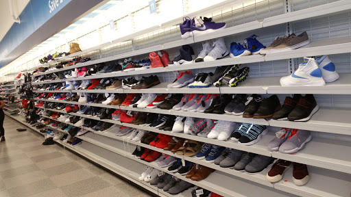 Clothing Store «Ross Dress for Less», reviews and photos, 249 Deane Dr, Rockford, IL 61107, USA