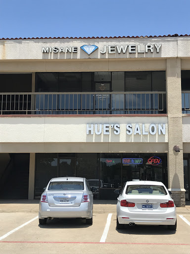 Hue's Men and Women's Hair Cuts and Hair Styling