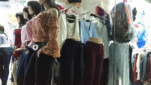 Stores to buy women's quilted vests Santa Cruz
