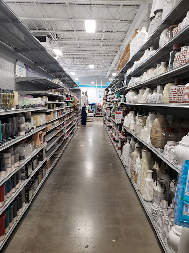 Home Goods Store «At Home», reviews and photos, 1072 W Mercury Blvd, Hampton, VA 23666, USA