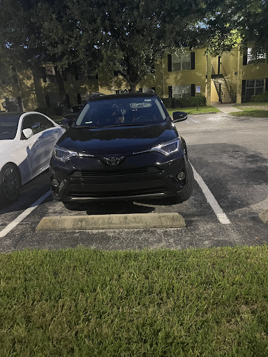 Tire Shop «Discount Tire Store - Orlando, FL», reviews and photos, 986 N Semoran Blvd, Orlando, FL 32807, USA