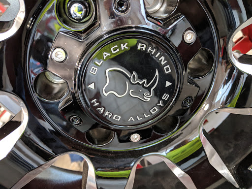 Tire Shop «Discount Tire Store», reviews and photos, 41550 Ford Rd, Canton, MI 48187, USA