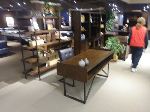 Furniture Store «Becker Furniture World - Northtown», reviews and photos, 304 Northtown Dr NE, Blaine, MN 55434, USA