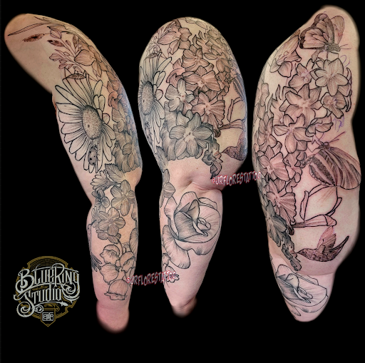 Explore hot girl tattoo ideas, creative tattoo ideas in Caldwell, available at Blue Ring Studio Tattoo & Piercing