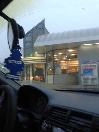 Convenience Store «7-Eleven», reviews and photos, 1950 Guerneville Rd, Santa Rosa, CA 95403, USA