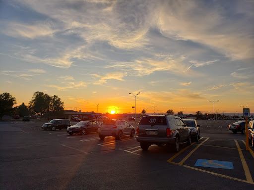 Grocery Store «Save-A-Lot», reviews and photos, 1025 Wayne Ave, Chambersburg, PA 17201, USA