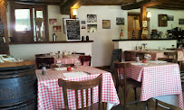 Atmosphère du Restaurant Auberge du Clocher à Villeneuve-sur-Verberie - n°7