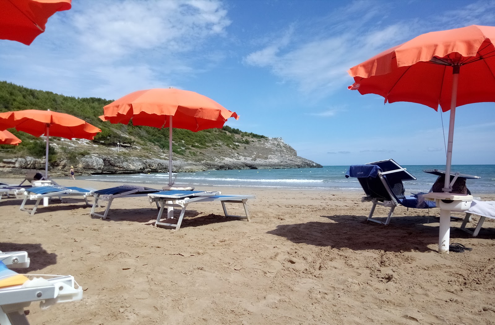 Spiaggia di Calalunga的照片 具有非常干净级别的清洁度