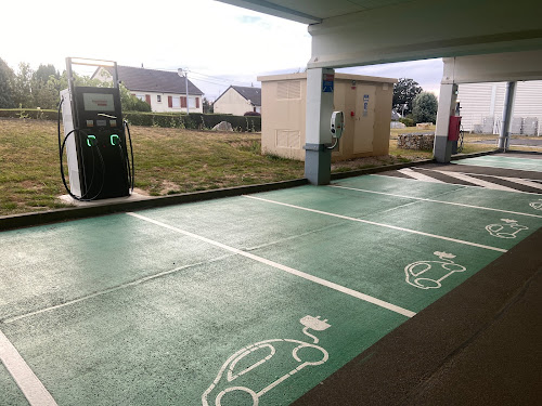 Borne de recharge de véhicules électriques Leclerc Charging Station Cherbourg-en-Cotentin