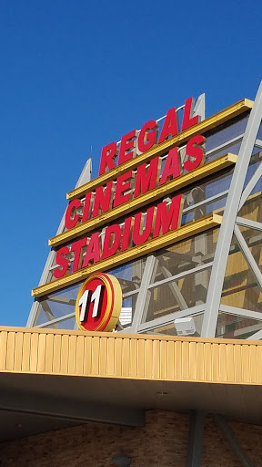Movie Theater «Regal Cinemas Lancaster Mall 11», reviews and photos, 831 Lancaster Dr NE, Salem, OR 97301, USA