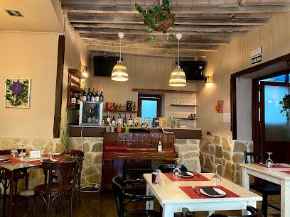 Herrero Gastro Jazz (Restaurante Miraflores de la  - C. San Antonio, 6, 28792 Miraflores de la Sierra, Madrid, Spain