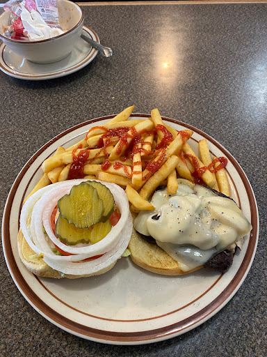 Truck Stop «Pioneer Villa Truck Plaza Inc», reviews and photos, 33180 OR-228, Halsey, OR 97348, USA