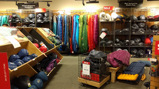 Camping Store «REI», reviews and photos, 710 S Rampart Blvd, Las Vegas, NV 89145, USA