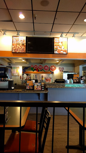 Round Table Pizza image