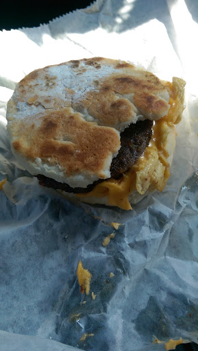 Grocery Store «G & G Country Store Inc», reviews and photos, 272 Commonwealth Ave Ext, Bristol, VA 24201, USA