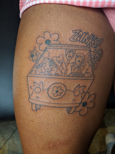 Tattoo Shop «Rock N Roll Tattoo & Piercing», reviews and photos, 6311 Glenwood Ave, Raleigh, NC 27612, USA