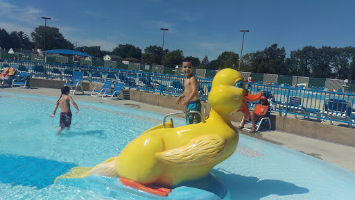 Park «Gouin Pool & Water Slides», reviews and photos, 2400 Scott St, Franklin Park, IL 60131, USA