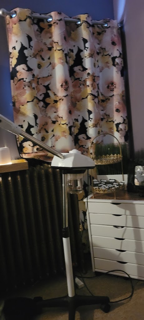 Face First Day Spa 53095