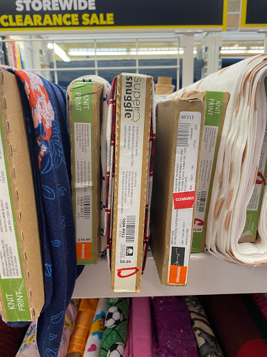 Fabric Store «Jo-Ann Fabrics and Crafts», reviews and photos, 441 E Roosevelt Rd #410, Lombard, IL 60148, USA