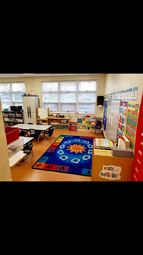 Day Care Center «Kids Academy Daycare & Preschool», reviews and photos, 497 Godwin Ave, Midland Park, NJ 07432, USA