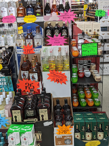 Liquor Store «Tiverton Liquor Store», reviews and photos, 65 Main Rd, Tiverton, RI 02878, USA