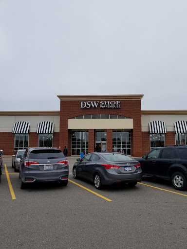 Shoe Store «DSW Designer Shoe Warehouse», reviews and photos, 43713 W Oaks Dr, Novi, MI 48377, USA