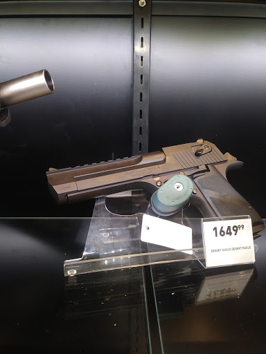 Outdoor Sports Store «Field & Stream», reviews and photos, 1501 Sentinel Dr Ste B, Chesapeake, VA 23320, USA