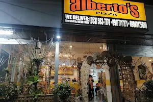 Alberto's Pizza Baybay image