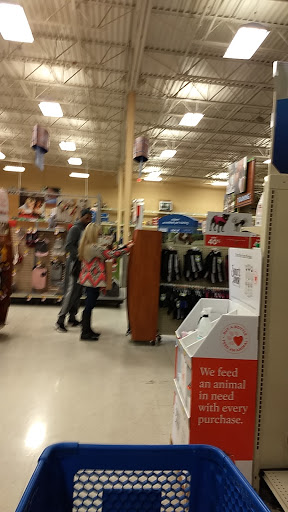 Pet Supply Store «PetSmart», reviews and photos, 1945 Pavilion Way, Lexington, KY 40509, USA