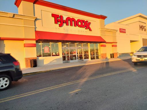 Department Store «T.J. Maxx», reviews and photos, 3500 East-West Hwy, Hyattsville, MD 20782, USA