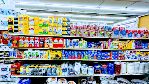 Grocery Store «Lake Village Market», reviews and photos, 904 Johnson Ave, Ronkonkoma, NY 11779, USA