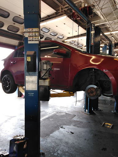 Auto Parts Store «Pep Boys Auto Parts & Service», reviews and photos, 2336 Boca Chica Blvd, Brownsville, TX 78521, USA