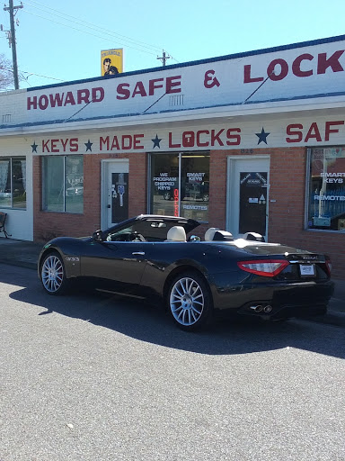 Locksmith «Howard Safe & Lock Co», reviews and photos, 826 E 14th St, Houston, TX 77009, USA