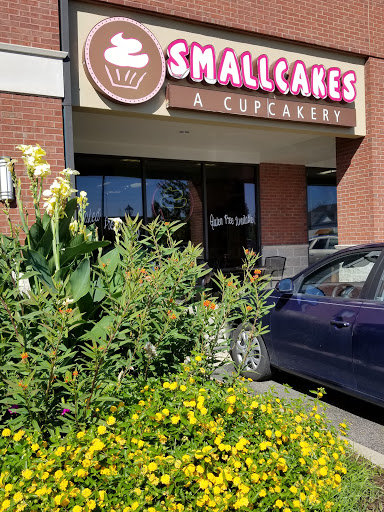 Smallcakes: A Cupcakery