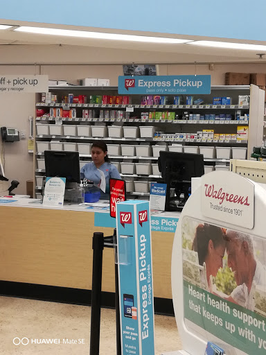 Drug Store «Walgreens», reviews and photos, 2200 N Lewis Ave, Waukegan, IL 60087, USA