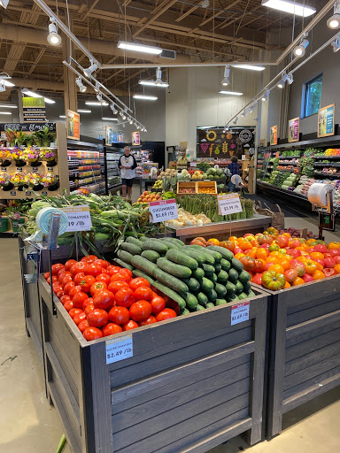Grocery Store «Lakewinds Food Co-op», reviews and photos, 435 Pond Promenade, Chanhassen, MN 55317, USA