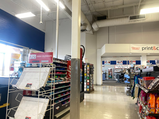 Office Supply Store «OfficeMax», reviews and photos, 917 E Broadway Rd, Tempe, AZ 85282, USA