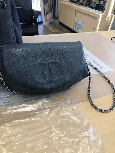 Jeweler «Mills Jewelers Camarillo», reviews and photos, 2171 Ventura Blvd, Camarillo, CA 93010, USA